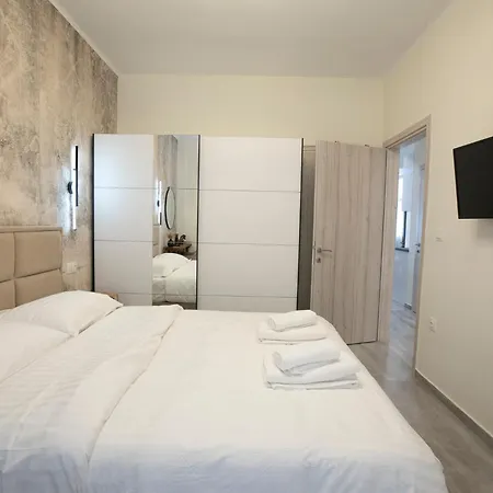 Apartment Latomeiou 3 Luxury